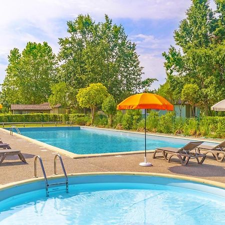 Lagrange Grand Bleu Vacances - Residence Port Lalande Castelmoron-sur-Lot エクステリア 写真