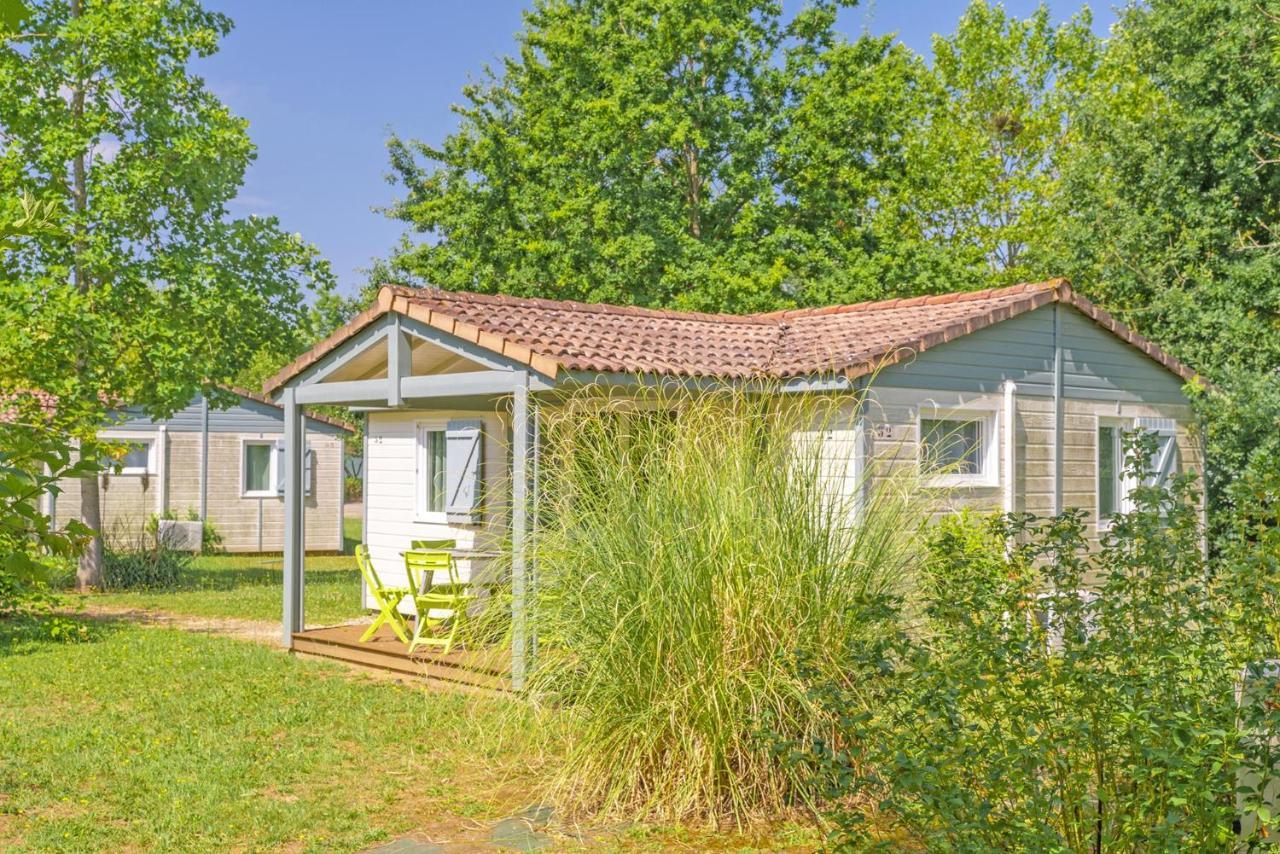 Lagrange Grand Bleu Vacances - Residence Port Lalande Castelmoron-sur-Lot エクステリア 写真