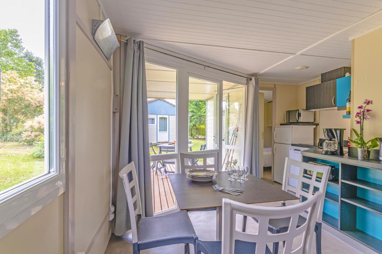 Lagrange Grand Bleu Vacances - Residence Port Lalande Castelmoron-sur-Lot エクステリア 写真