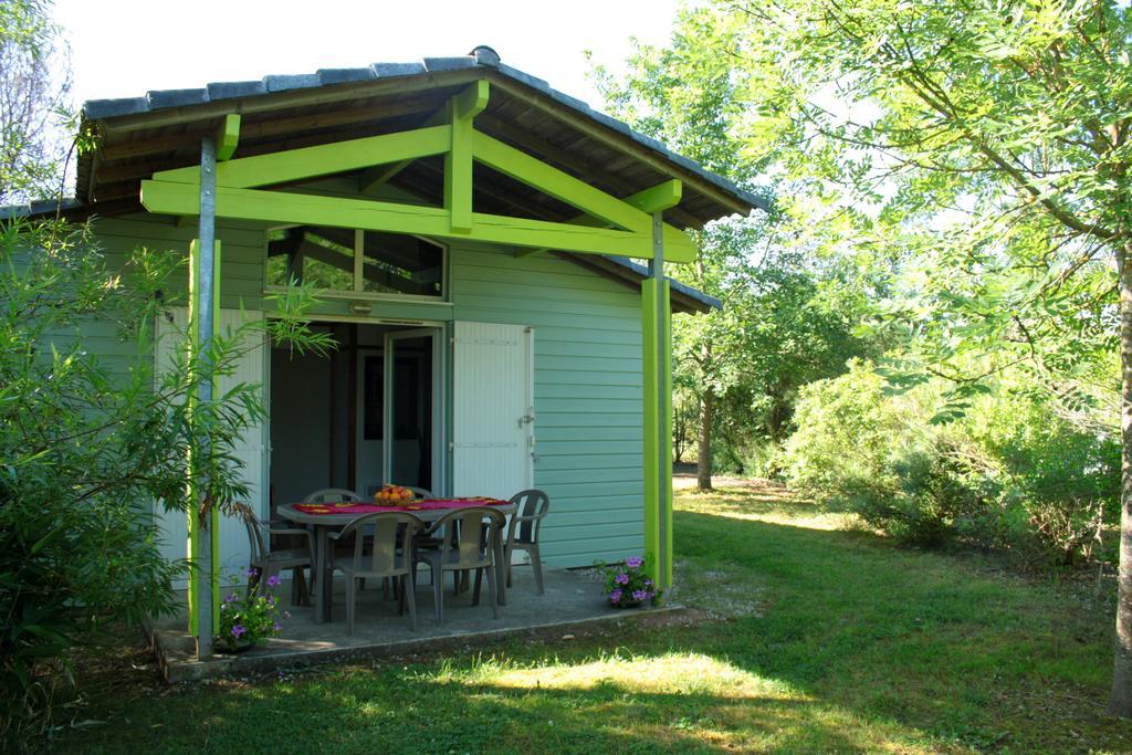 Lagrange Grand Bleu Vacances - Residence Port Lalande Castelmoron-sur-Lot エクステリア 写真