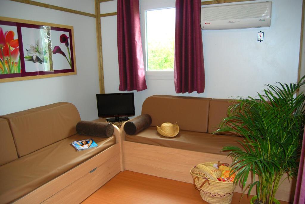 Lagrange Grand Bleu Vacances - Residence Port Lalande Castelmoron-sur-Lot 部屋 写真