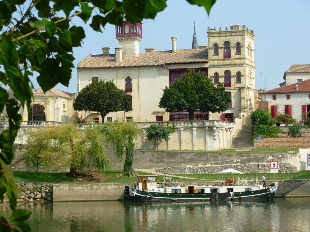 Lagrange Grand Bleu Vacances - Residence Port Lalande Castelmoron-sur-Lot エクステリア 写真